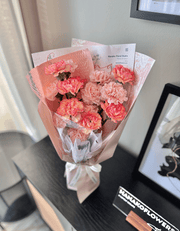 Mother's Day Color Études Carnation Bouquet- Peach Orange