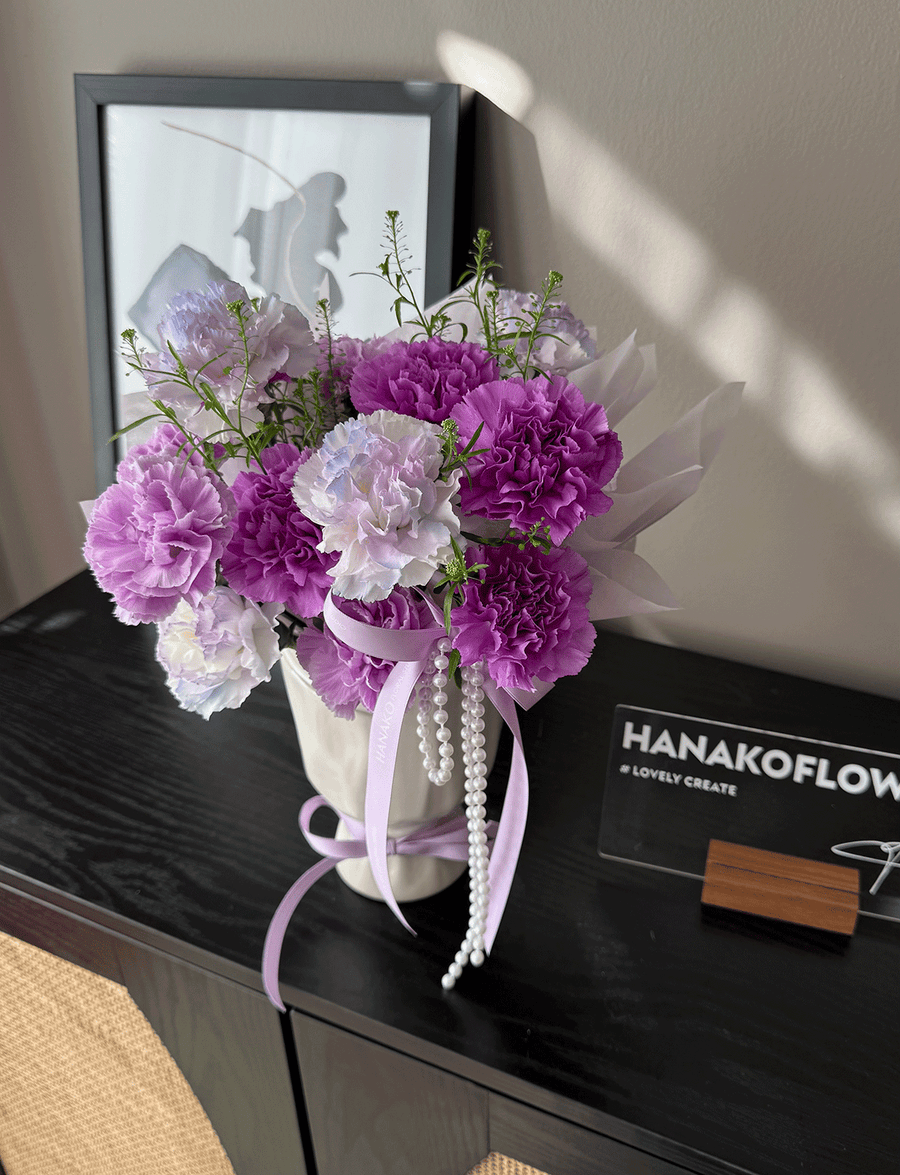 Mother's Day Tender Bloom Carnation Pot