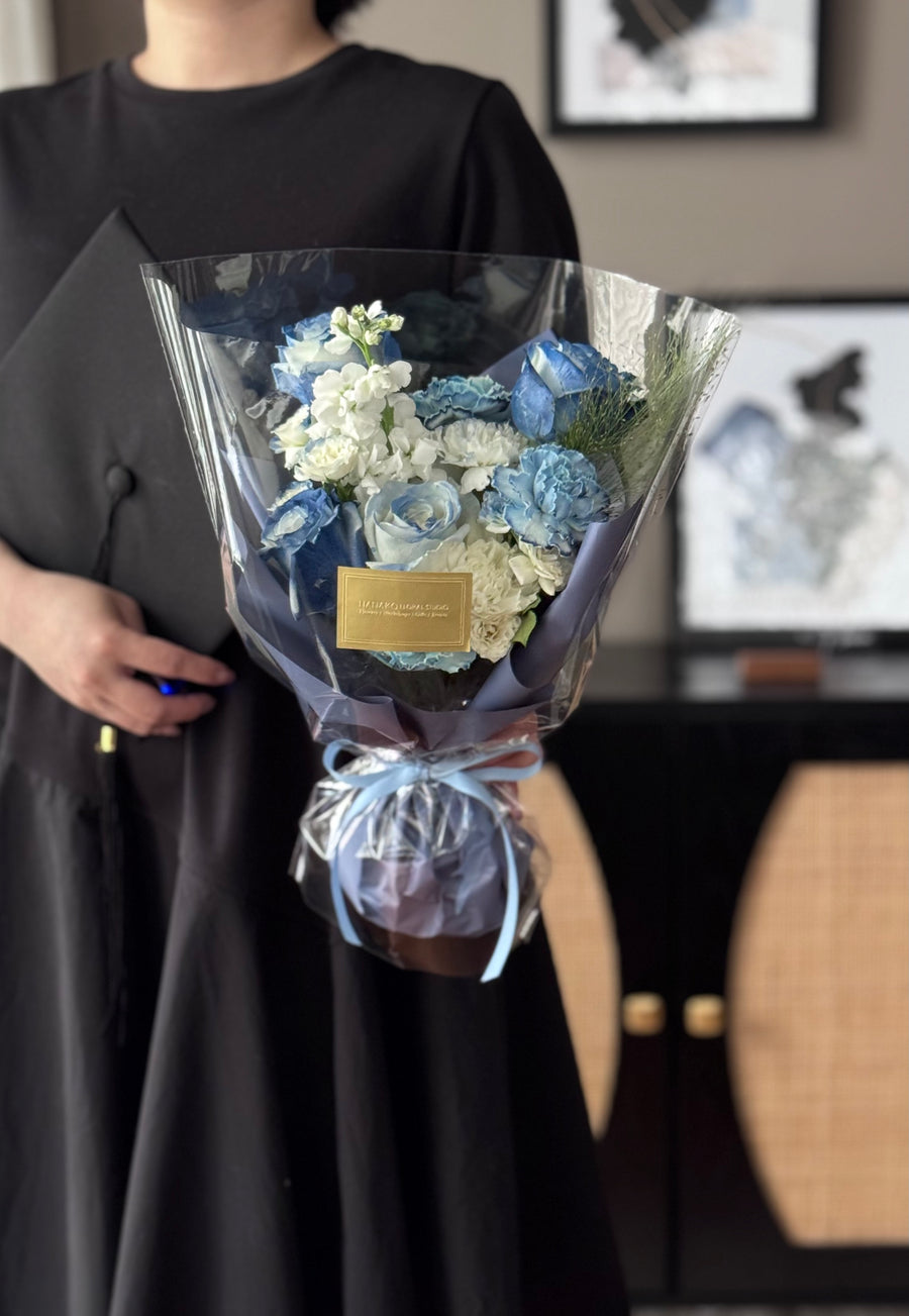 Graduation Bloom Daily Bouquet