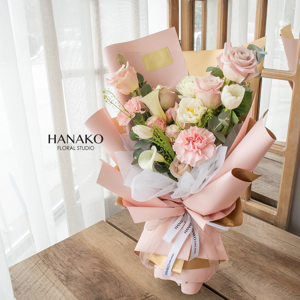 Graduation Assorted Glow Bouquet- Gold Blush