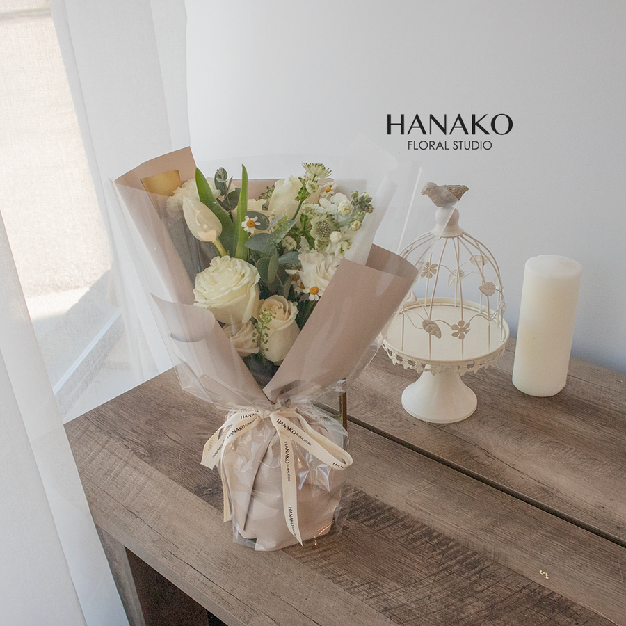 Graduation Small Bouquet Style 69D