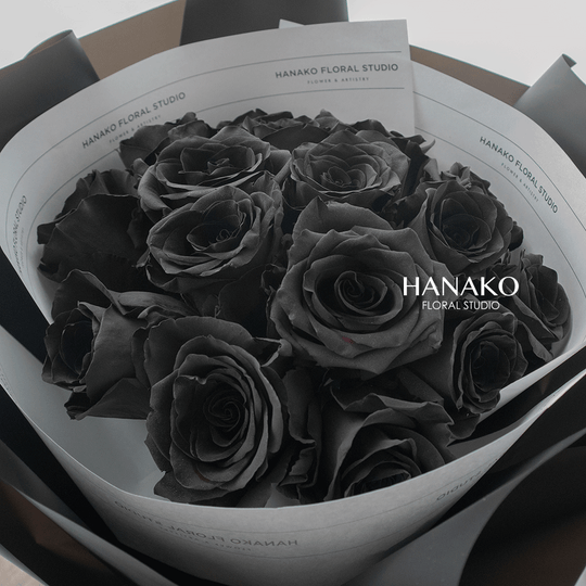 Classic Black Rose Round Bouquet(Pre-order)