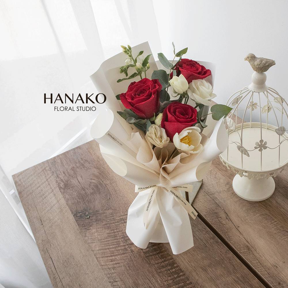 Mini Roses Boquet Mini Rose Bouquet – Hanako Floral Studio