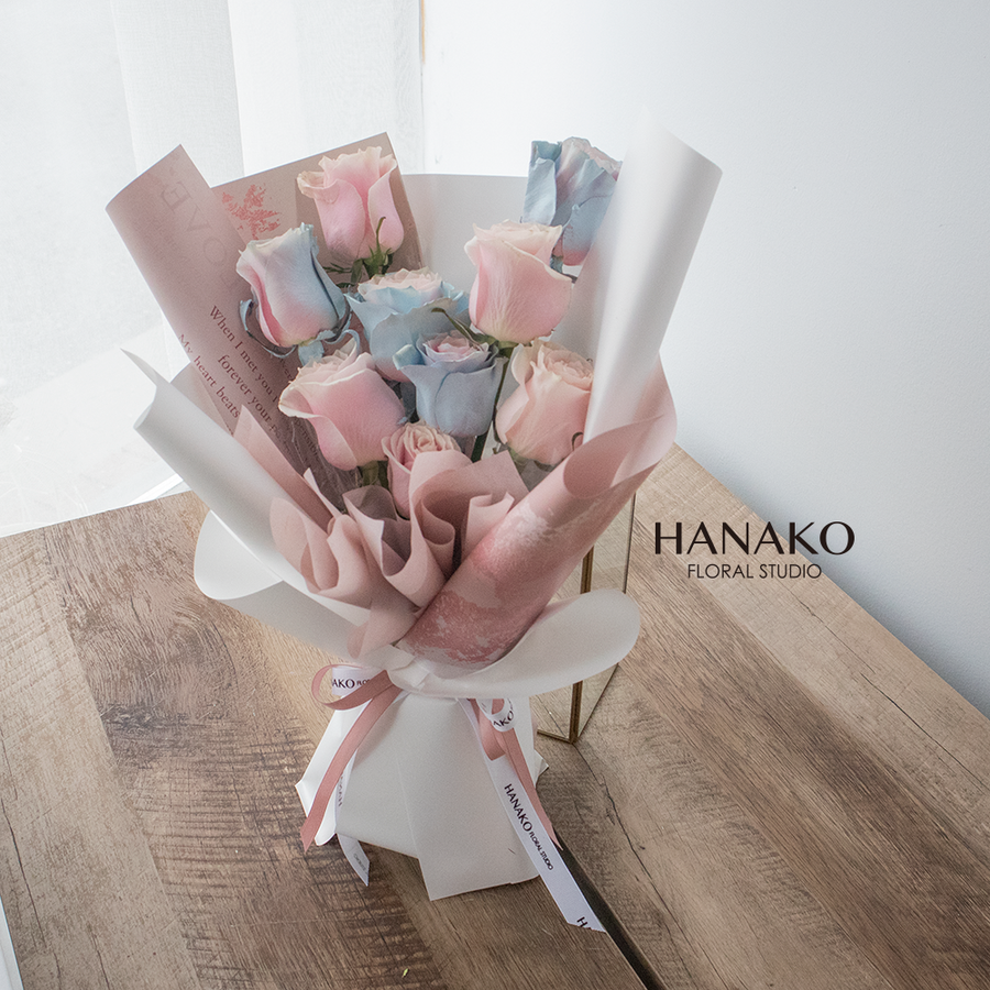 9/19 Powder Baby Pink Blue Rose Bouquet(Pre-order)