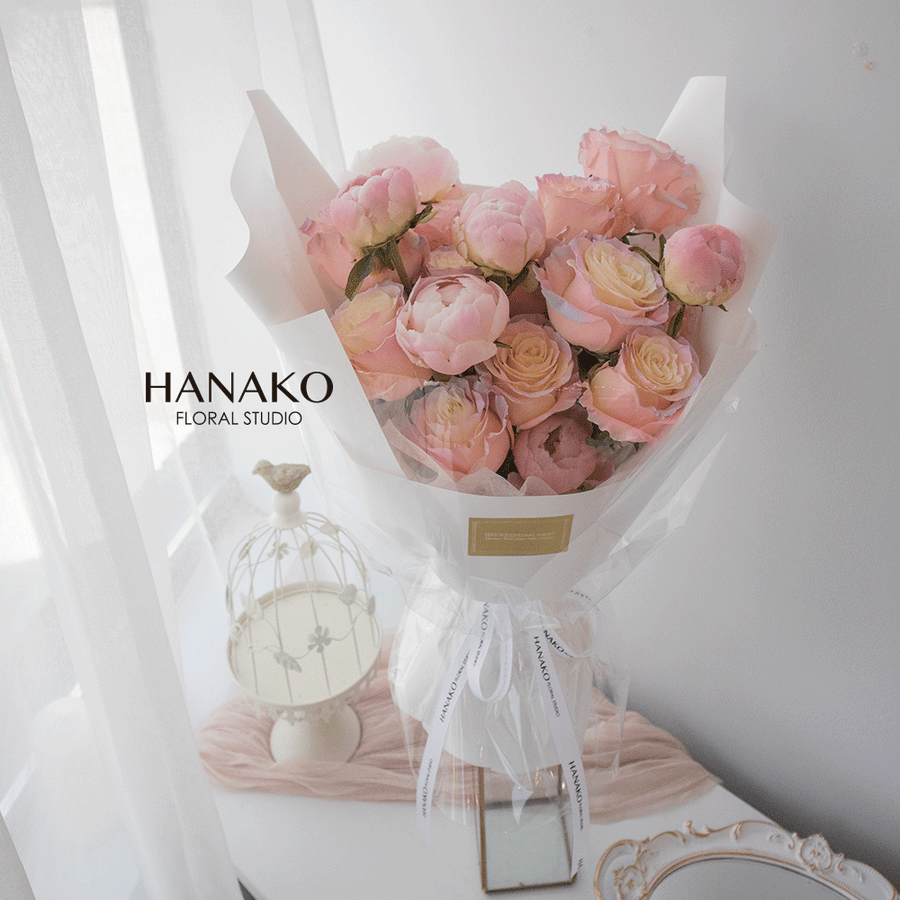 Aurora Peony Bloom Bouquet