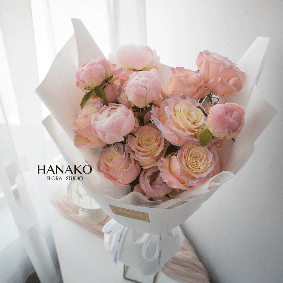 Aurora Peony Bloom Bouquet