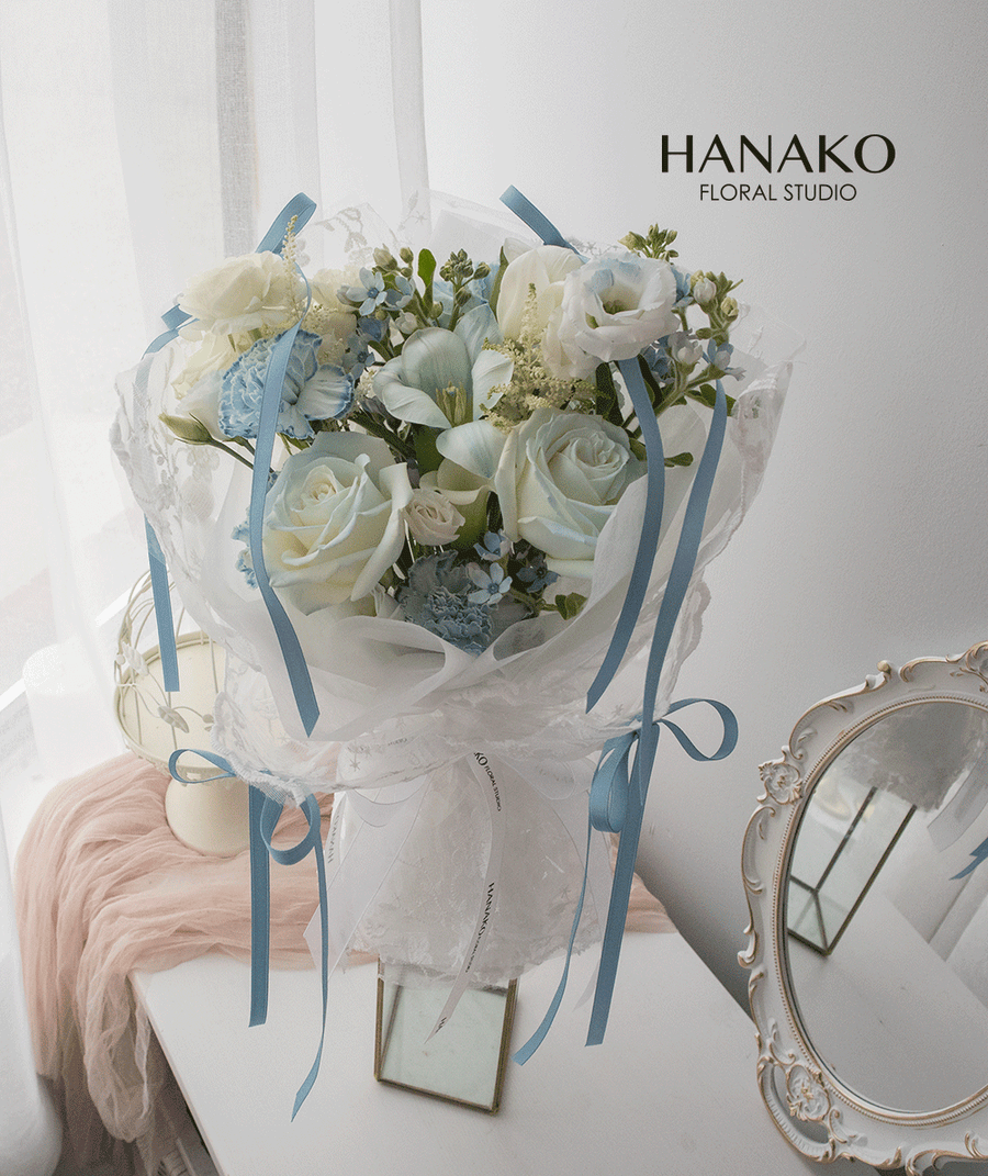 Dreamy Lace Bouquet(Pre-order 3 days in advance)