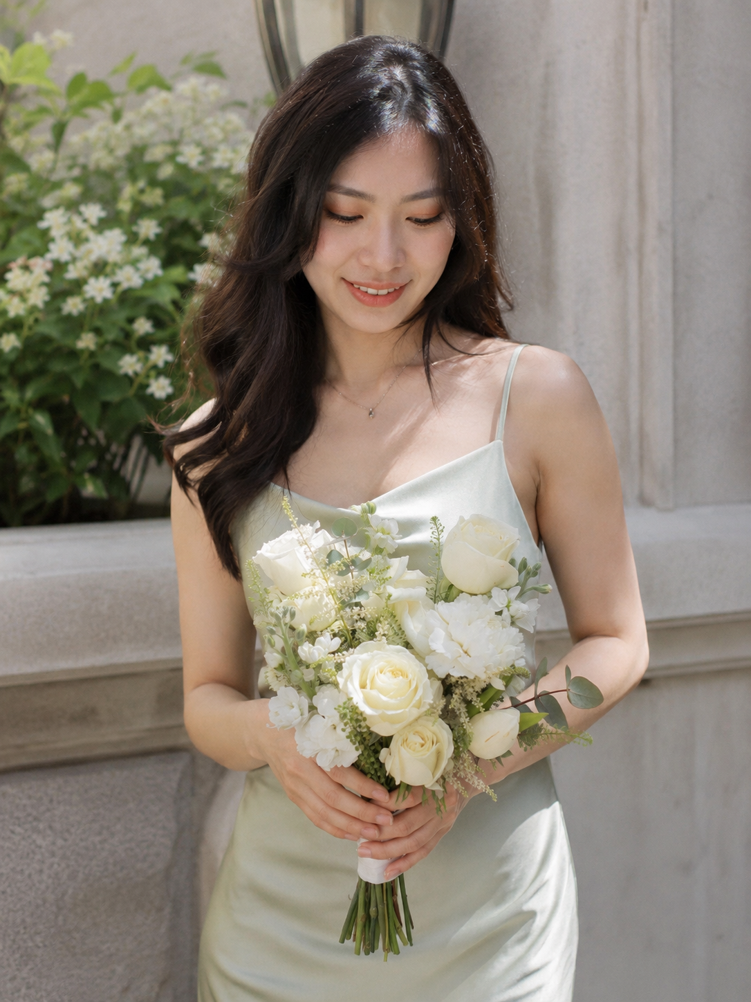 Elegant White Korean One-side Bridal Bouquet
