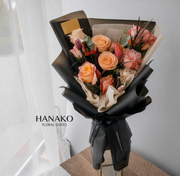 Autumn Noir Bouquet (Pre-order 7 Days in Advance)