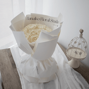 Classic white Rose Round Bouquet