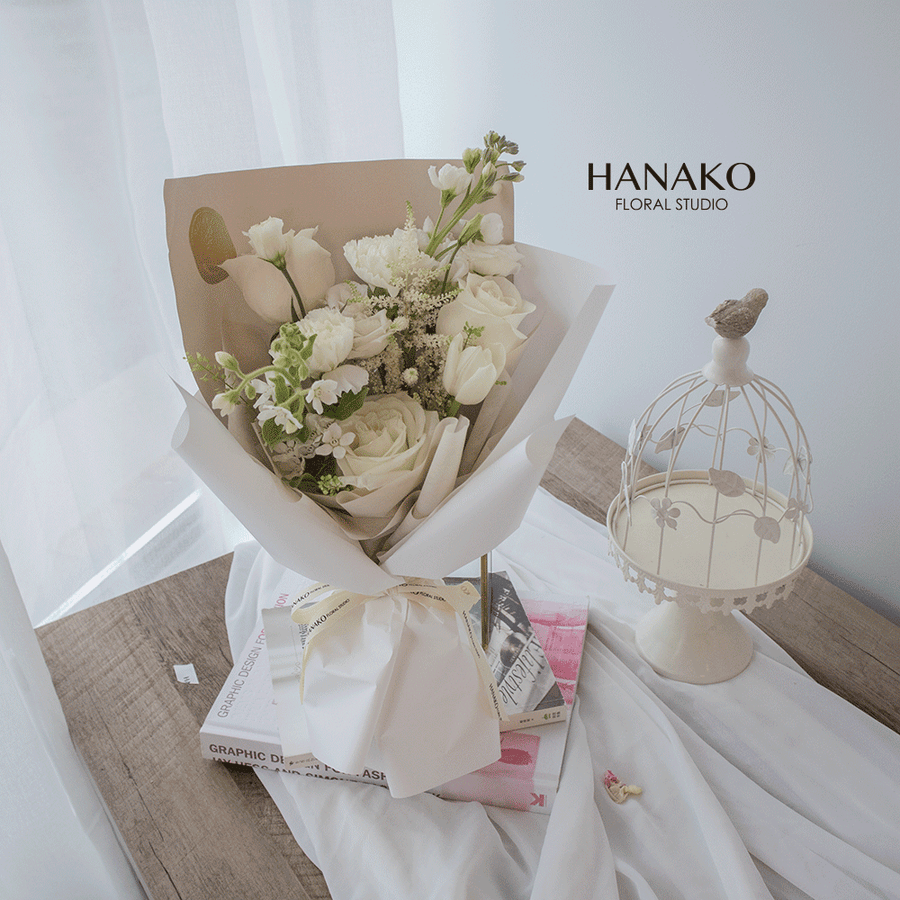 All Delight Small bouquet – Hanako Floral Studio