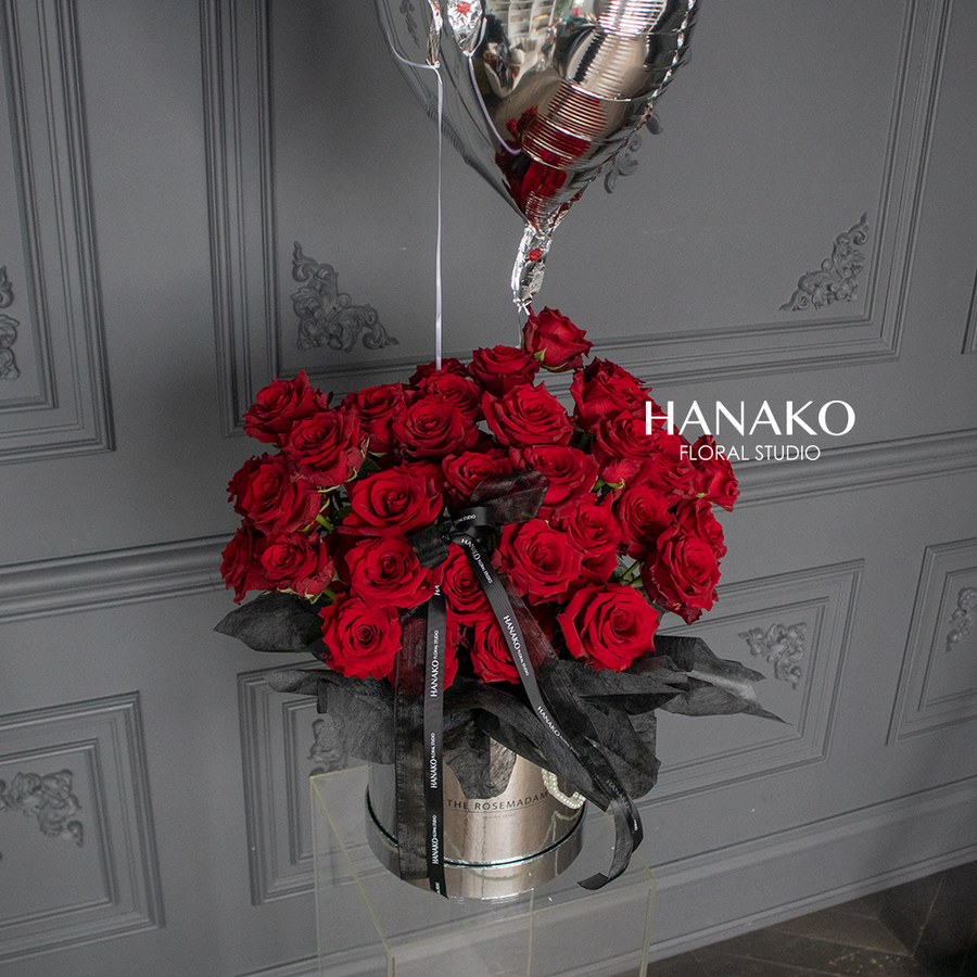 Vday Classic Red Rose Hug Box with Balloon