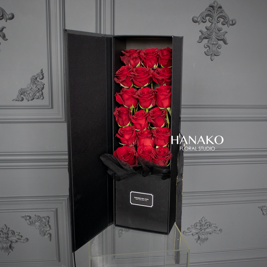 Red Roses Gun Box