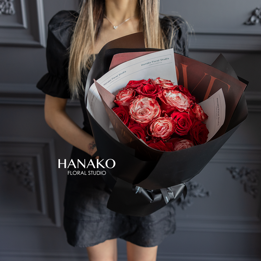 520 Classic Dusty Red Rose Round Bouquet