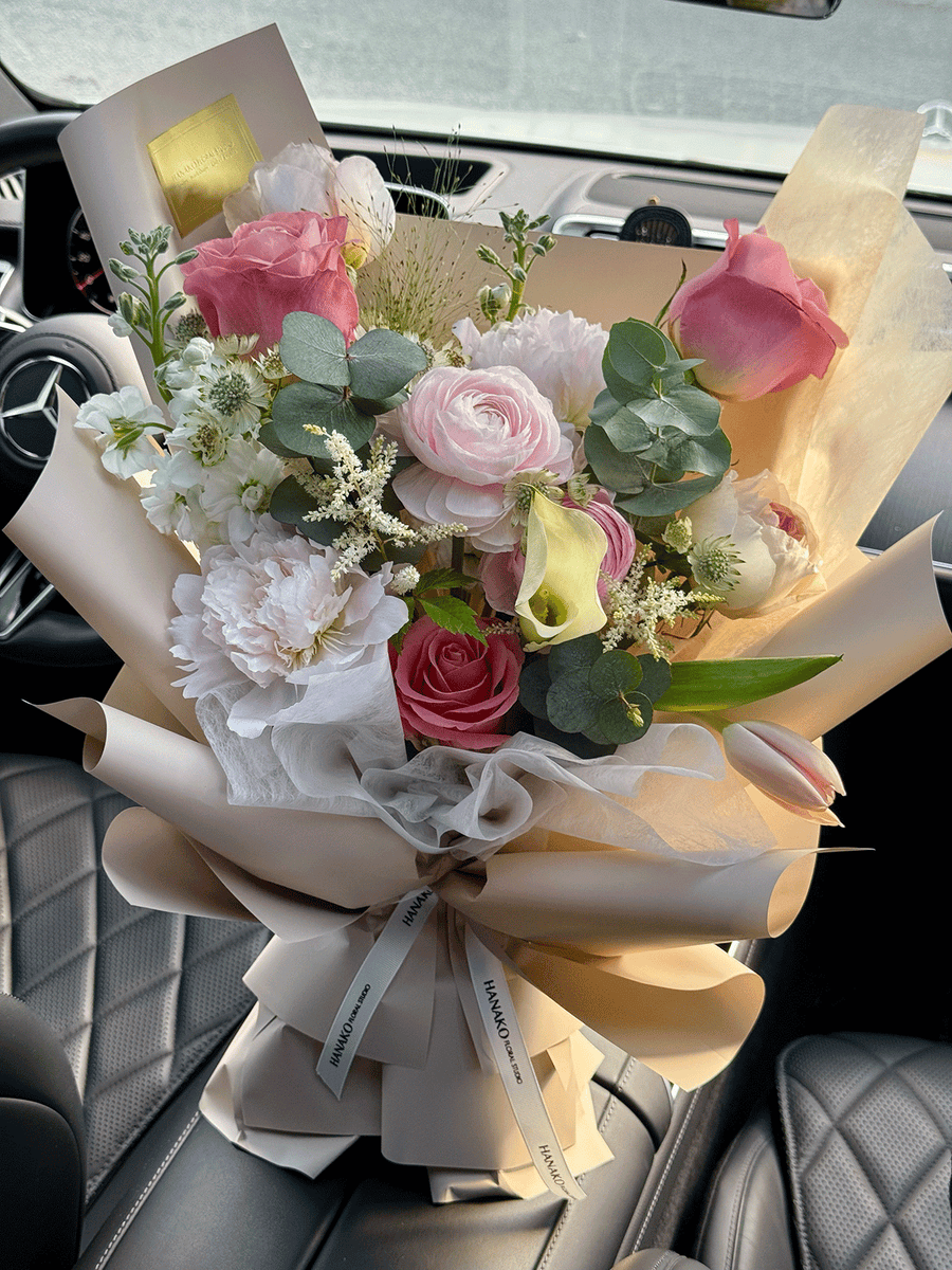 Mother’s Day Premium Mixed Bouquet-Soft Blush
