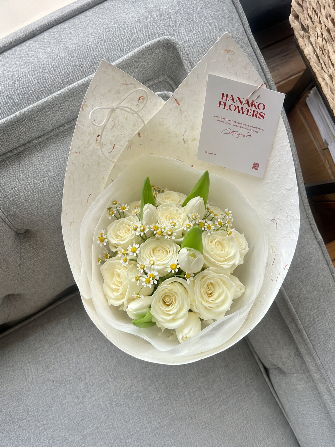 Pure Grace Rose Bouquet(Pre-order 5 Days in Advance)