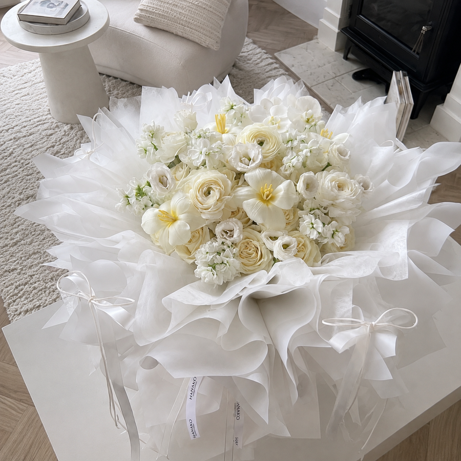 Ballet Bloom Mixed Bouquet – Elegant White (Pre-order 5 Days in Advance)