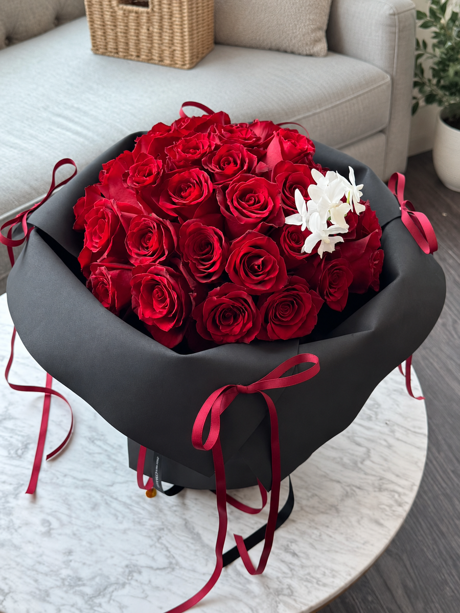 Cloud Bloom Red Rose Bouquet(Pre-order, 3 Days in Advance)