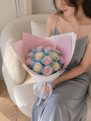 Qixi Romantic Two-Tone Rose Bouquet – Cereza & Baby Blue