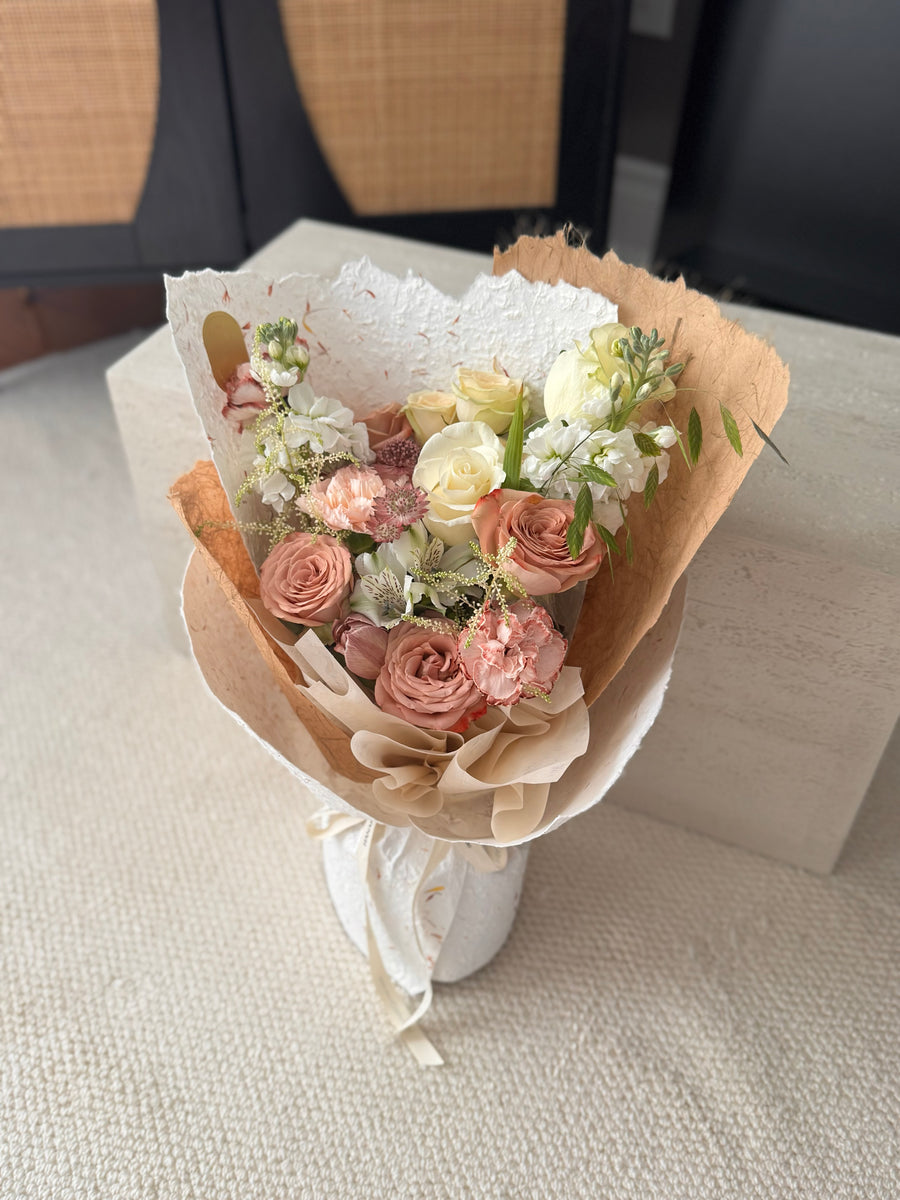 Paper Bloom Assorted Bouquet Cappuccino(Pre-order 7 Days in Advance)