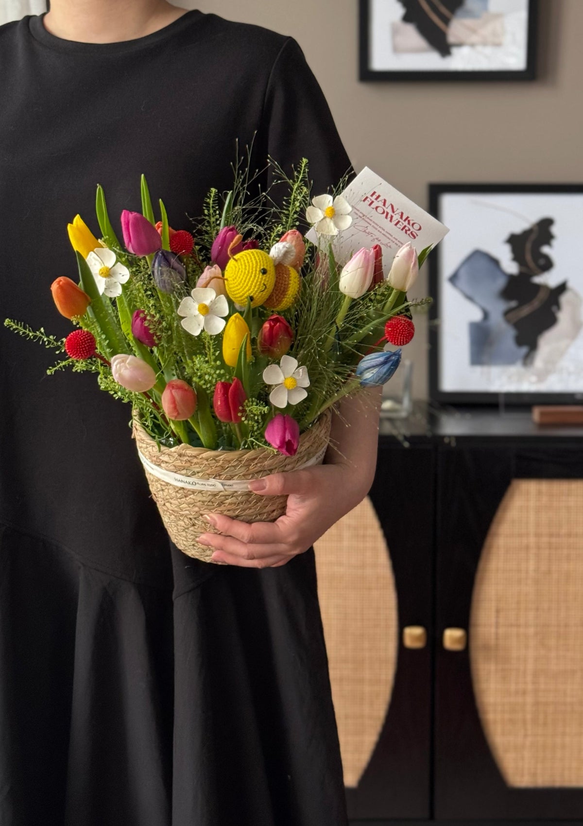 Buzzy Spring Tulips Basket(Pre-order, 5 Days in Advance)