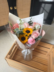 Grad Bloom – Sunny Signature Mixed Bouquet