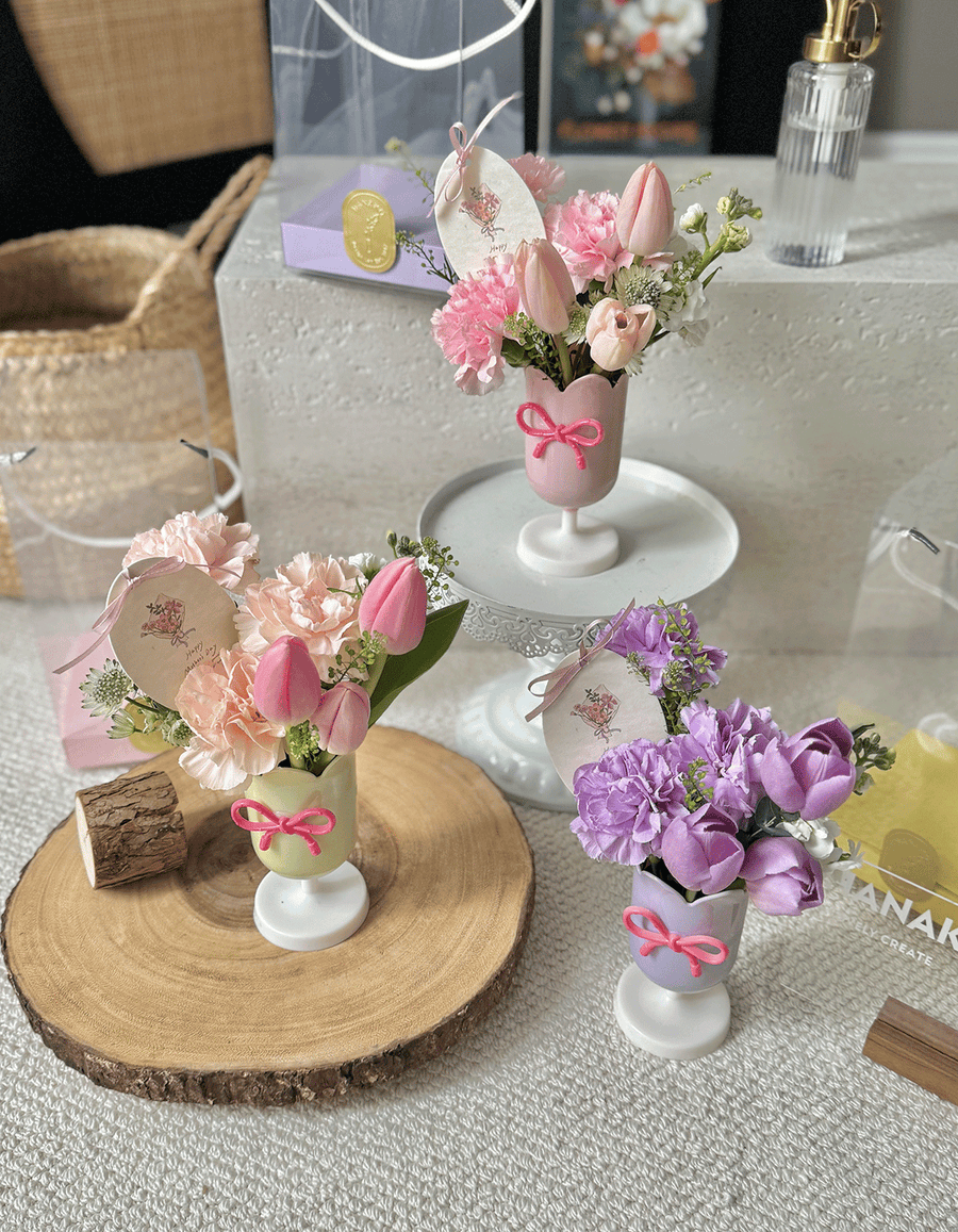 Mother's Day Mini Carnation Cup
