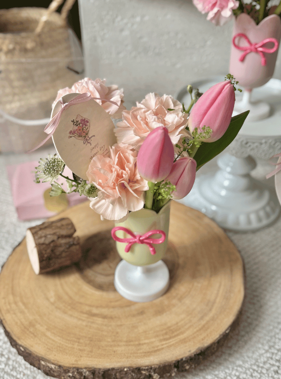 Mother's Day Mini Carnation Cup