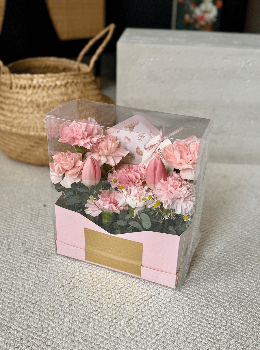Mother’s Day Envelope Flower Box – Blush Pink