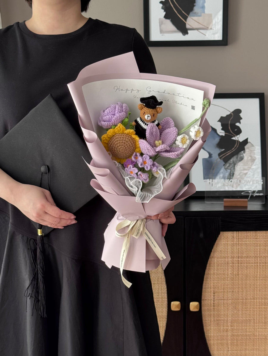Grad Bloom Crochet Bouquet - Small Size