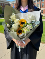 Grad Bloom – Sunny Signature Mixed Bouquet