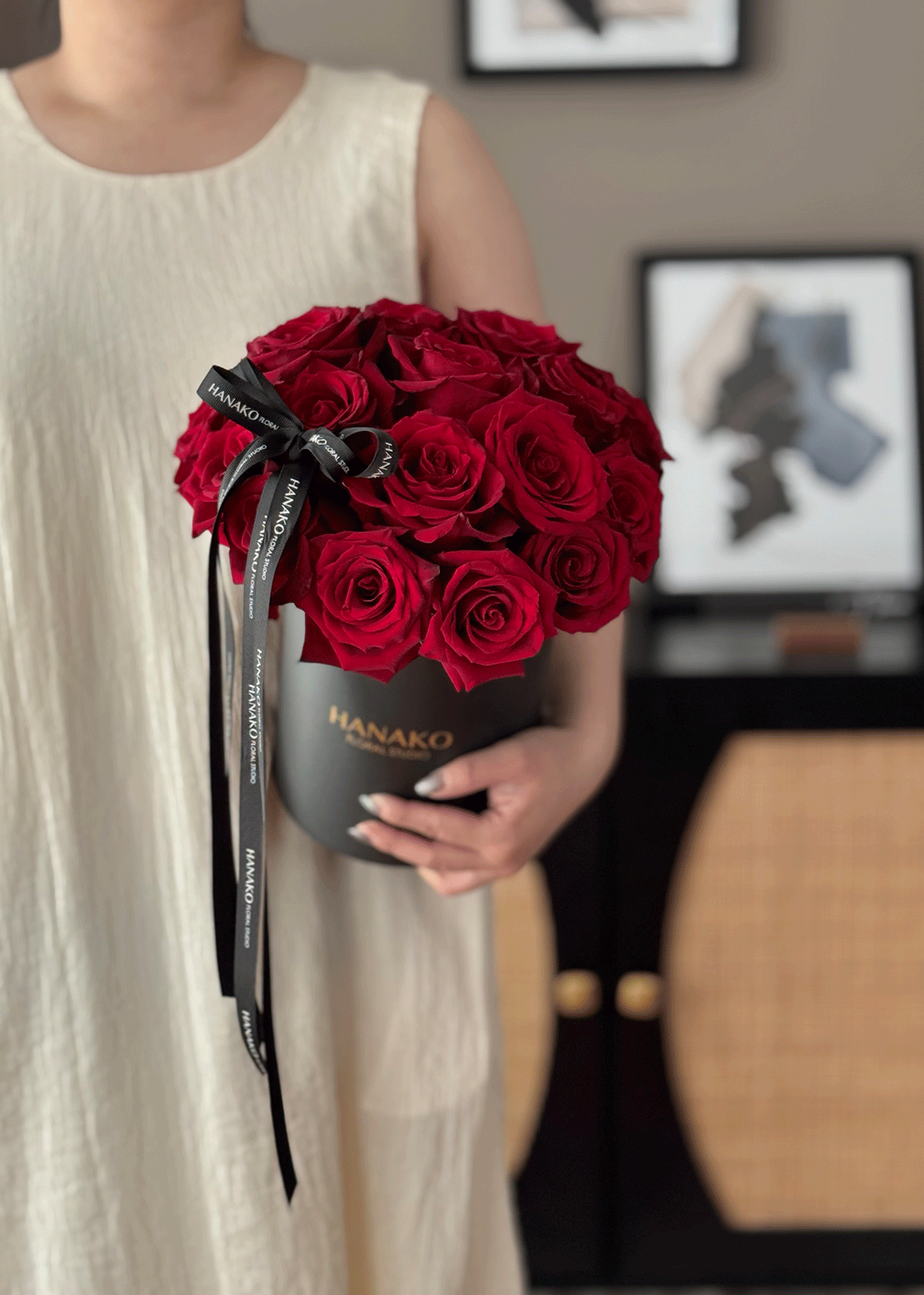 Qixi Classic Rose Bloom Box - Red