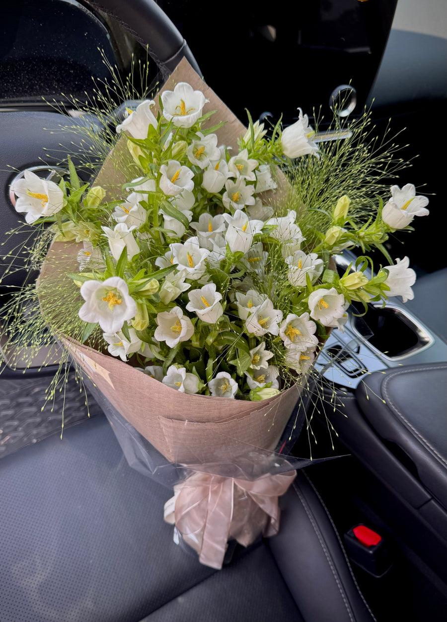 Summer Bells Bouquet(Pre-order 7 Days in Advance)