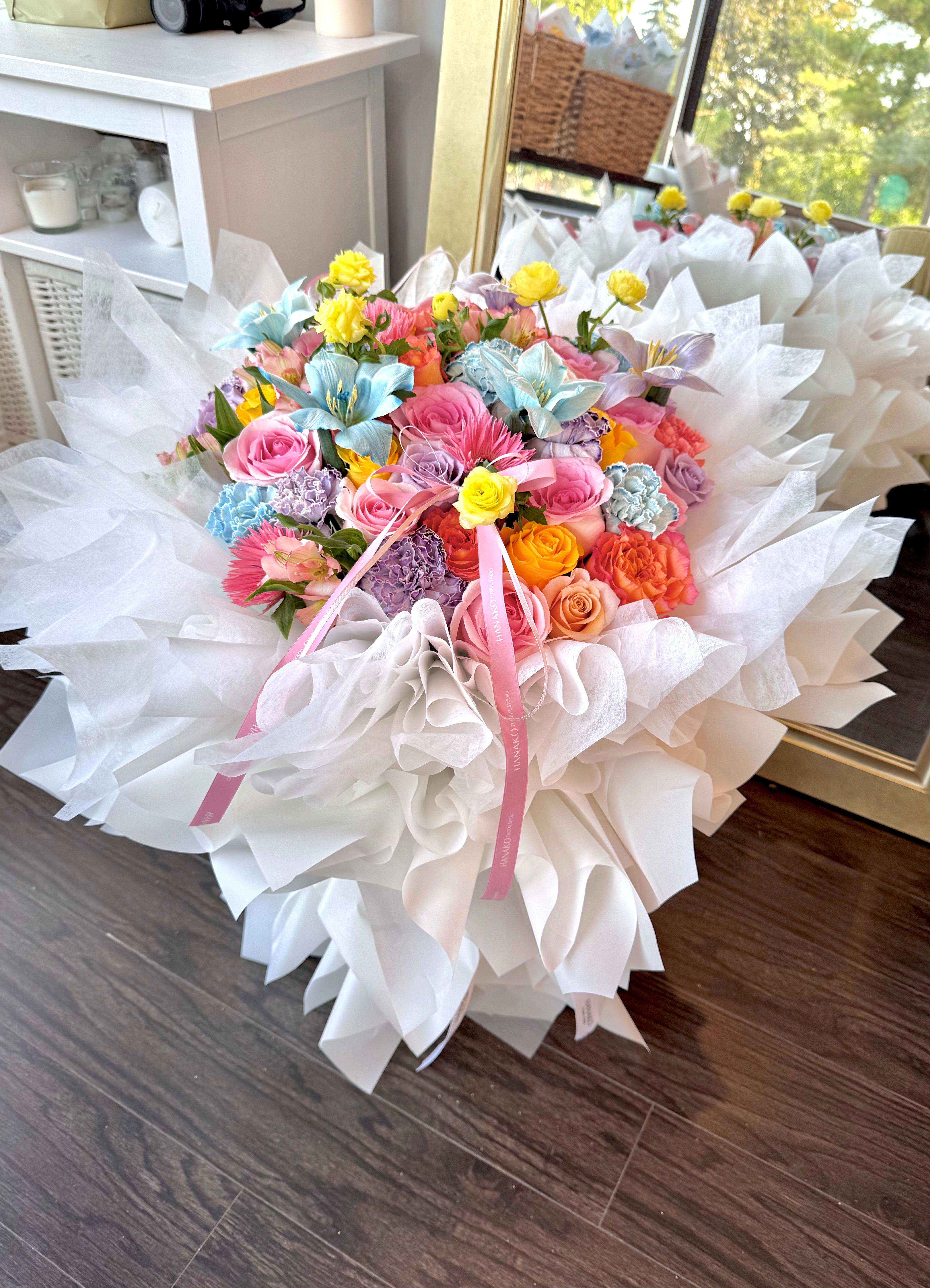 Dopamine Bloom Ballet Bouquet(Pre-order 5 Days in Advance)