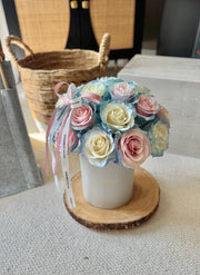 Qixi Two-Tone Rose Bloom Box – Cereza & Baby Blue
