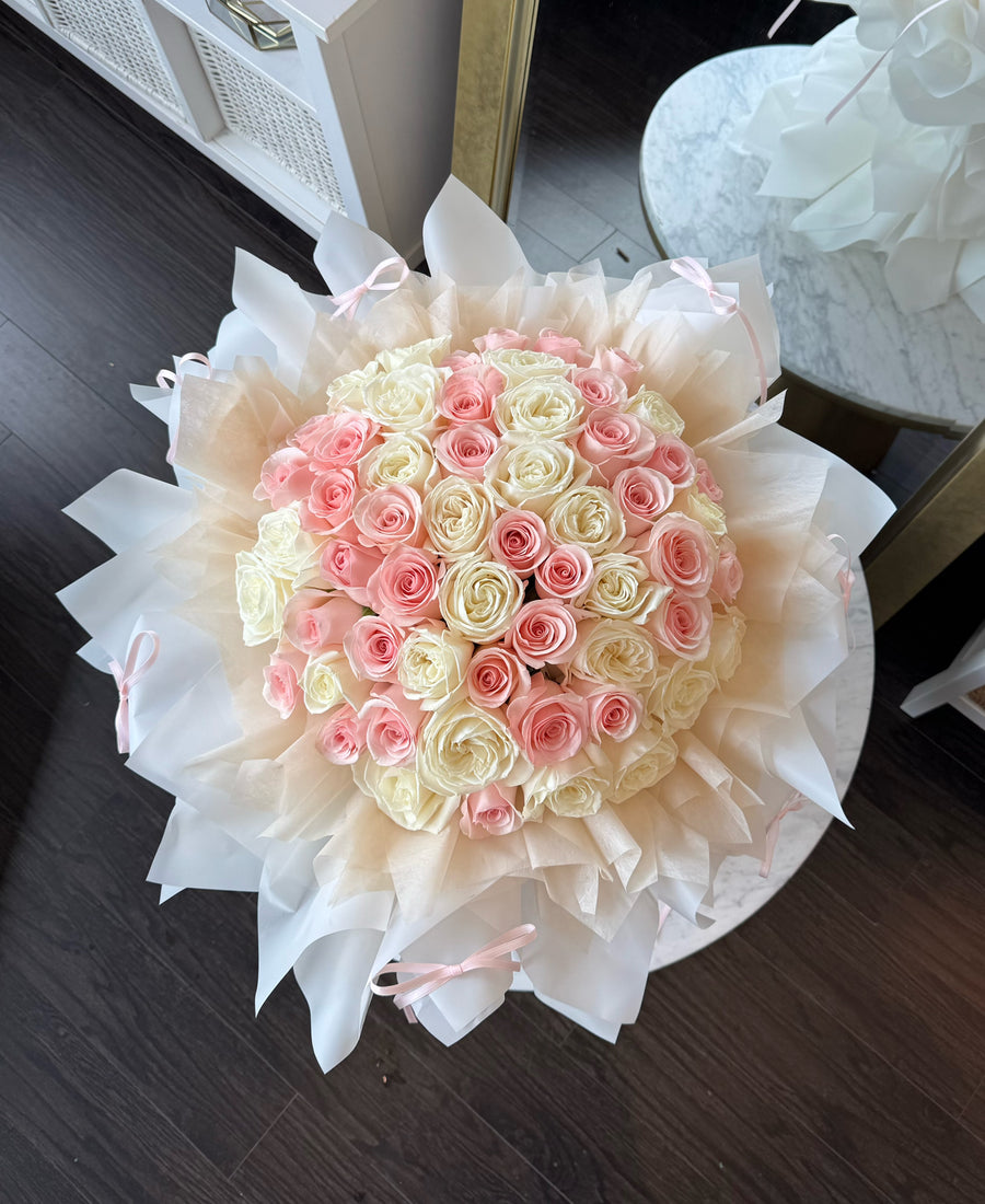 Ballet Bloom Rose Bouquet - Mixed Pink and White Rose(Pre-order, 7 Days in Advance)