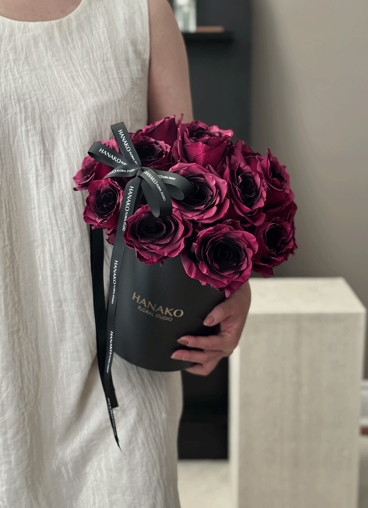 Vday Classic Rose Bloom Box - Amethyst Noir