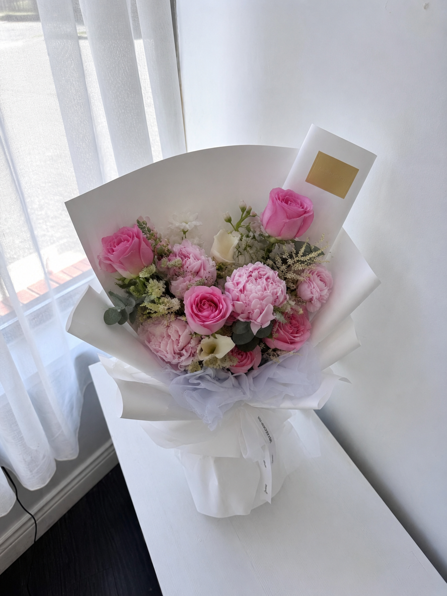 Peony Muse Mixed Bouquet(Pre-order 3 Days in Advance)