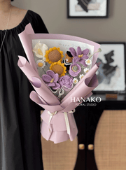 Grad Bloom Crochet Bouquet - Large Size
