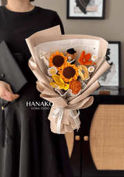 Grad Bloom Crochet Bouquet - Large Size