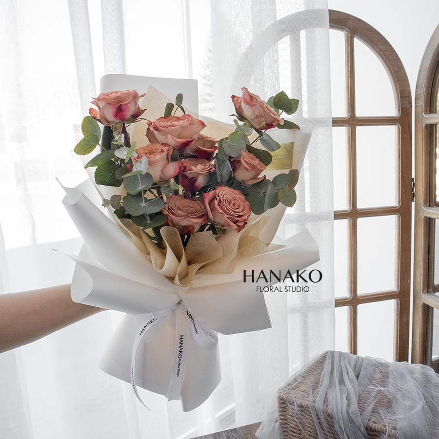 Korean Style Cappuccino Rose Bouquet(Pre-order)