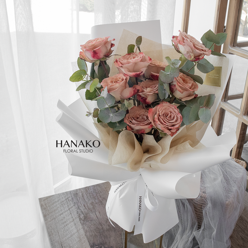 Korean Style Cappuccino Rose Bouquet(Pre-order, 7 Days in Advance)