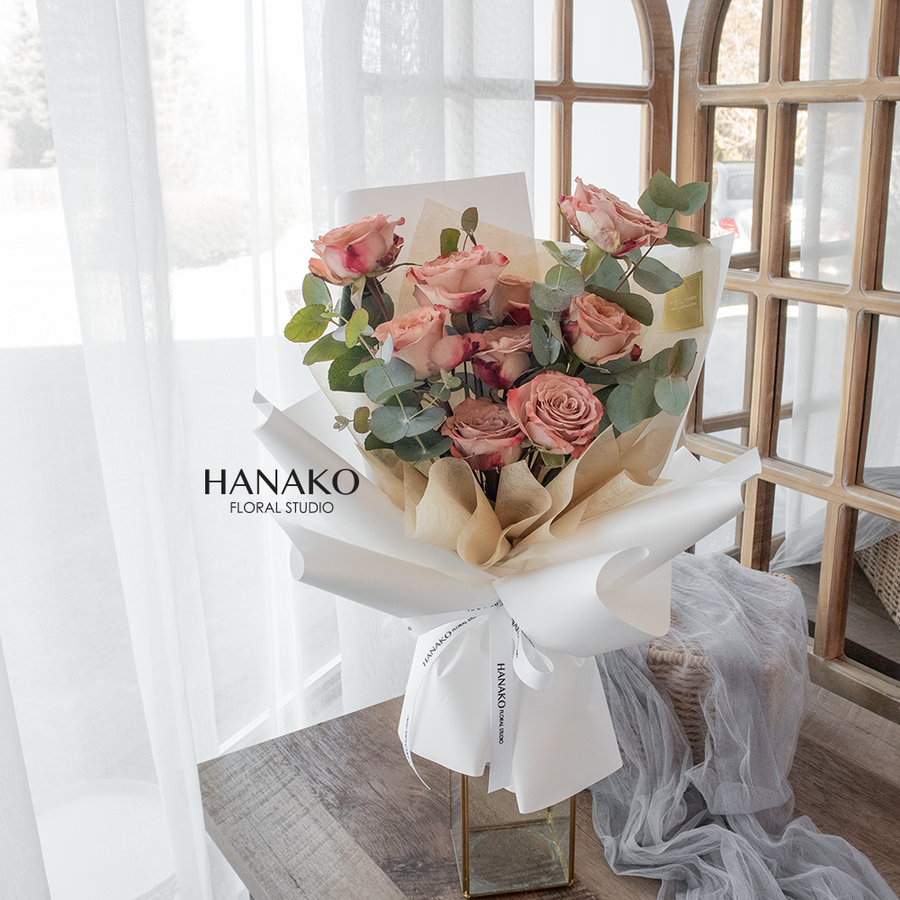 Korean Style Cappuccino Rose Bouquet(Pre-order)