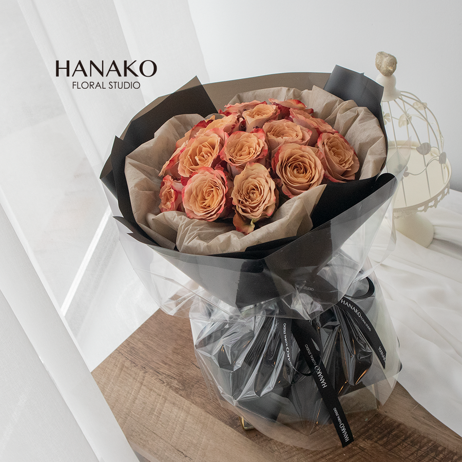 Classic Cappuccino Rose Round Bouquet(Pre-order)